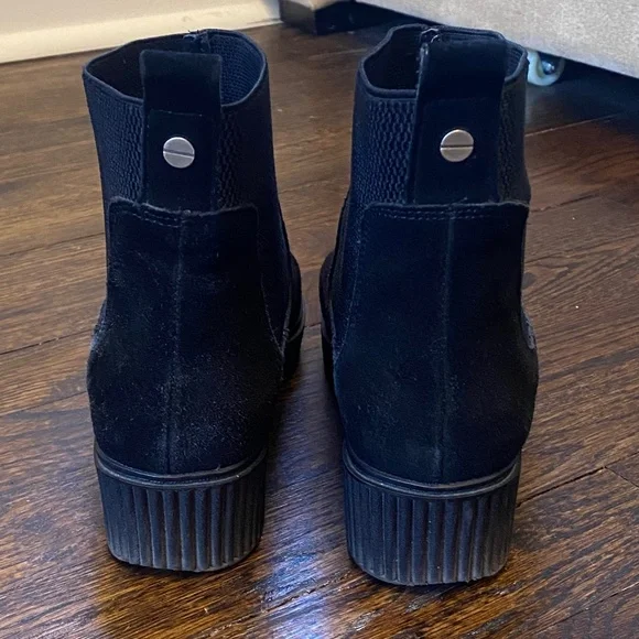 Aerosoles Barnstormer Platform Booties, Size 6 - Picture 3 of 7